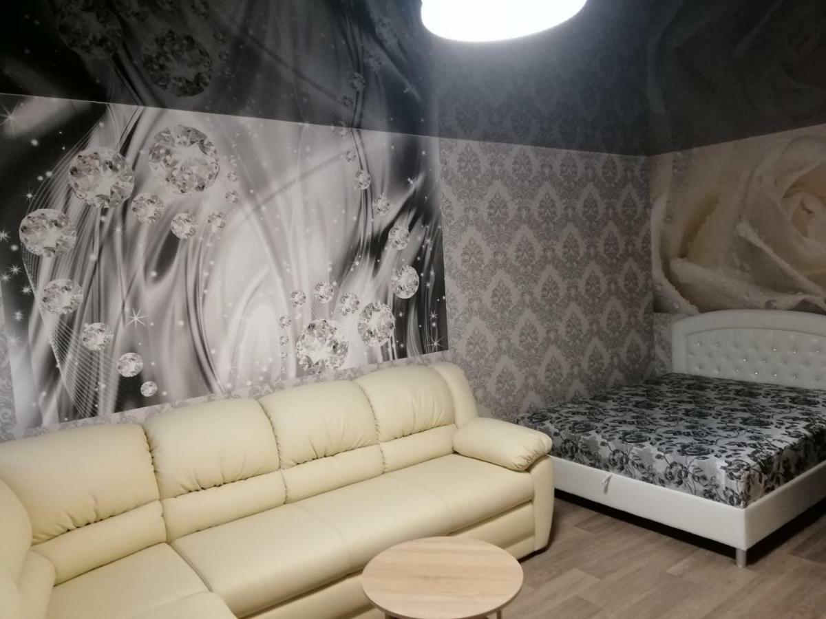 Apartment - Pervaya Liteinaya 2 Zaporizhia Luaran gambar